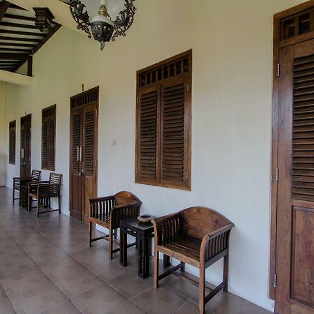 Oyo 1361 Singosari Family Residence Баньювангі Екстер'єр фото